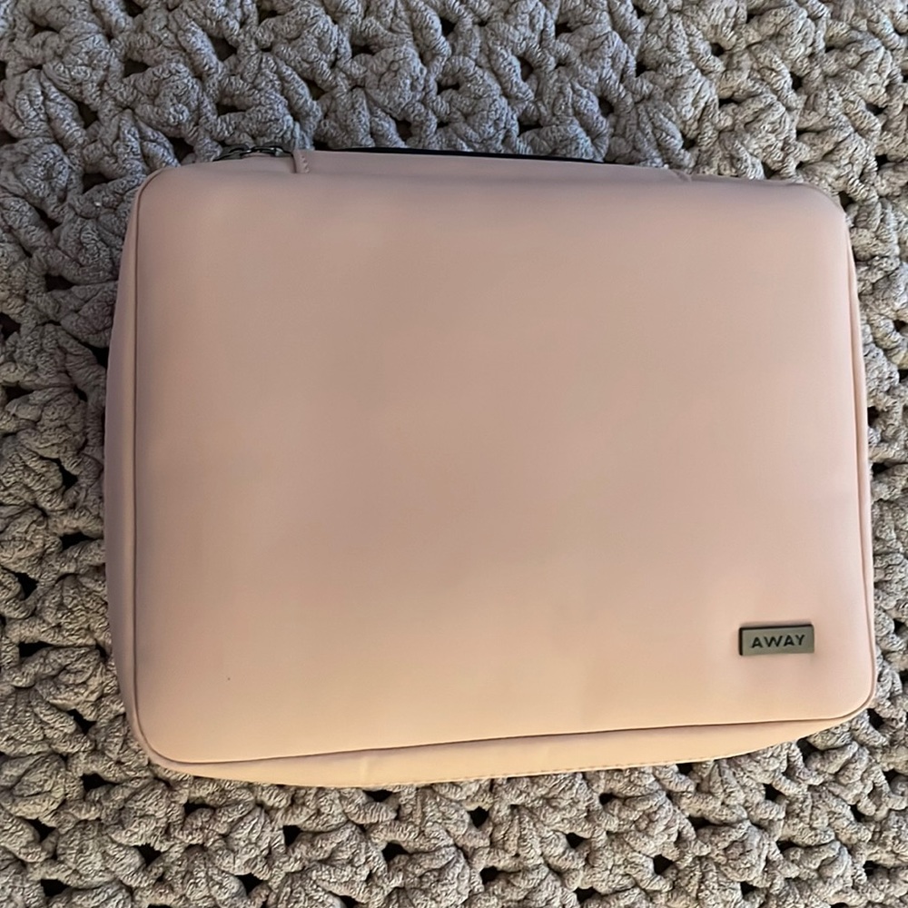 Away cosmetics bag, pink